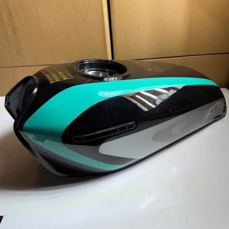 باک مشکی شال سبز شیش پیچ نیرو G11